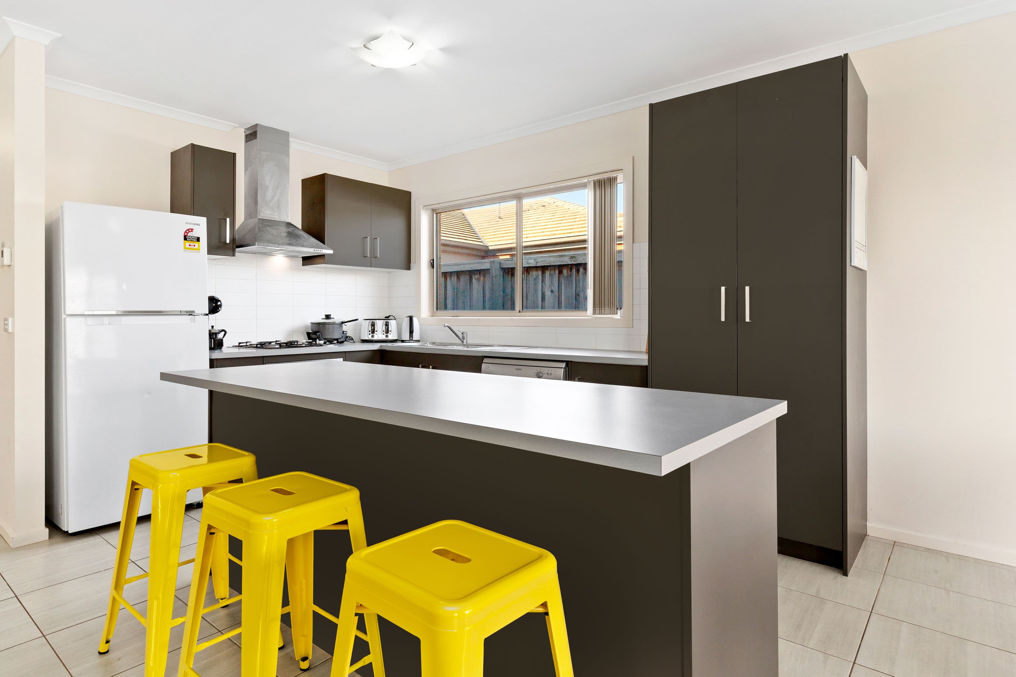 30 Glenvista Road, Pakenham VIC 3810, Pakenham - Thumbnail 3