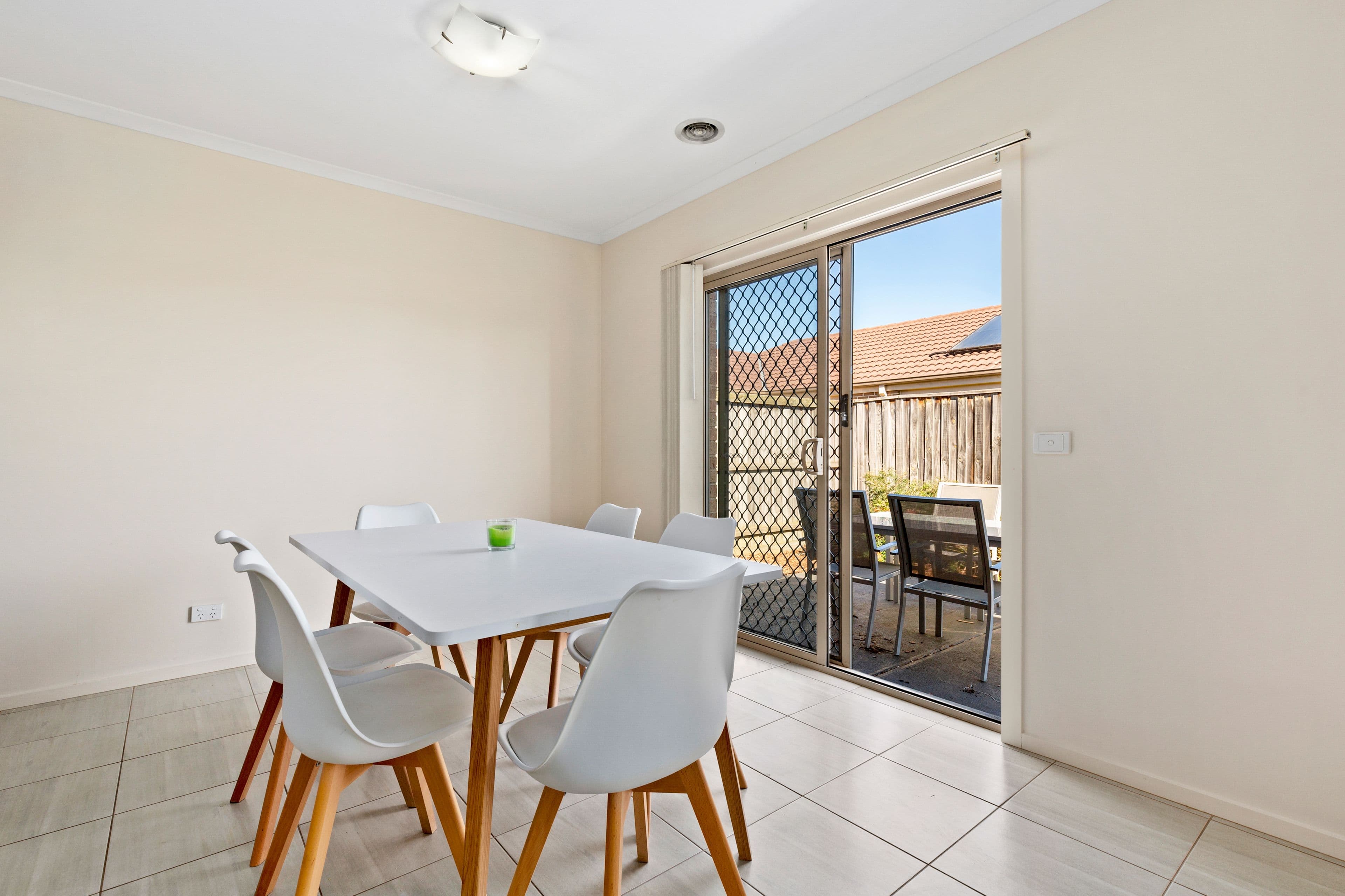 30 Glenvista Road, Pakenham VIC 3810, Pakenham - Thumbnail 4