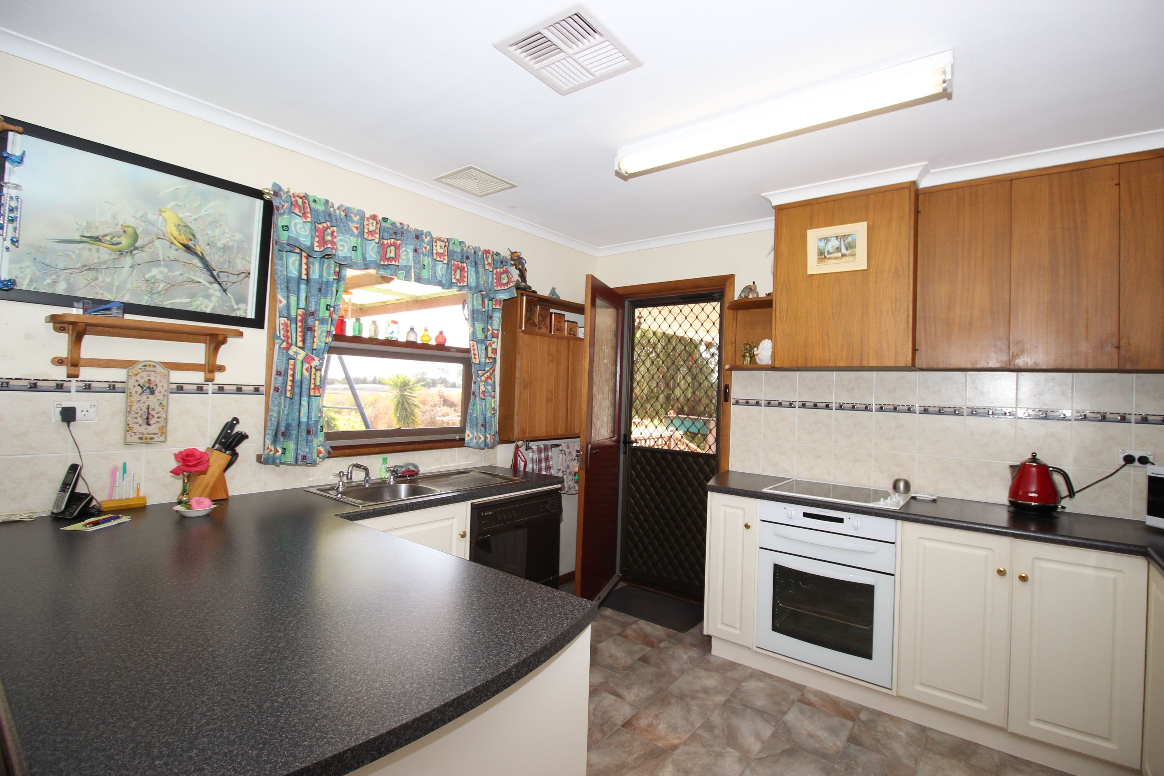 109 Crocker Road, Golden Heights SA 5322, Golden Heights - Thumbnail 2