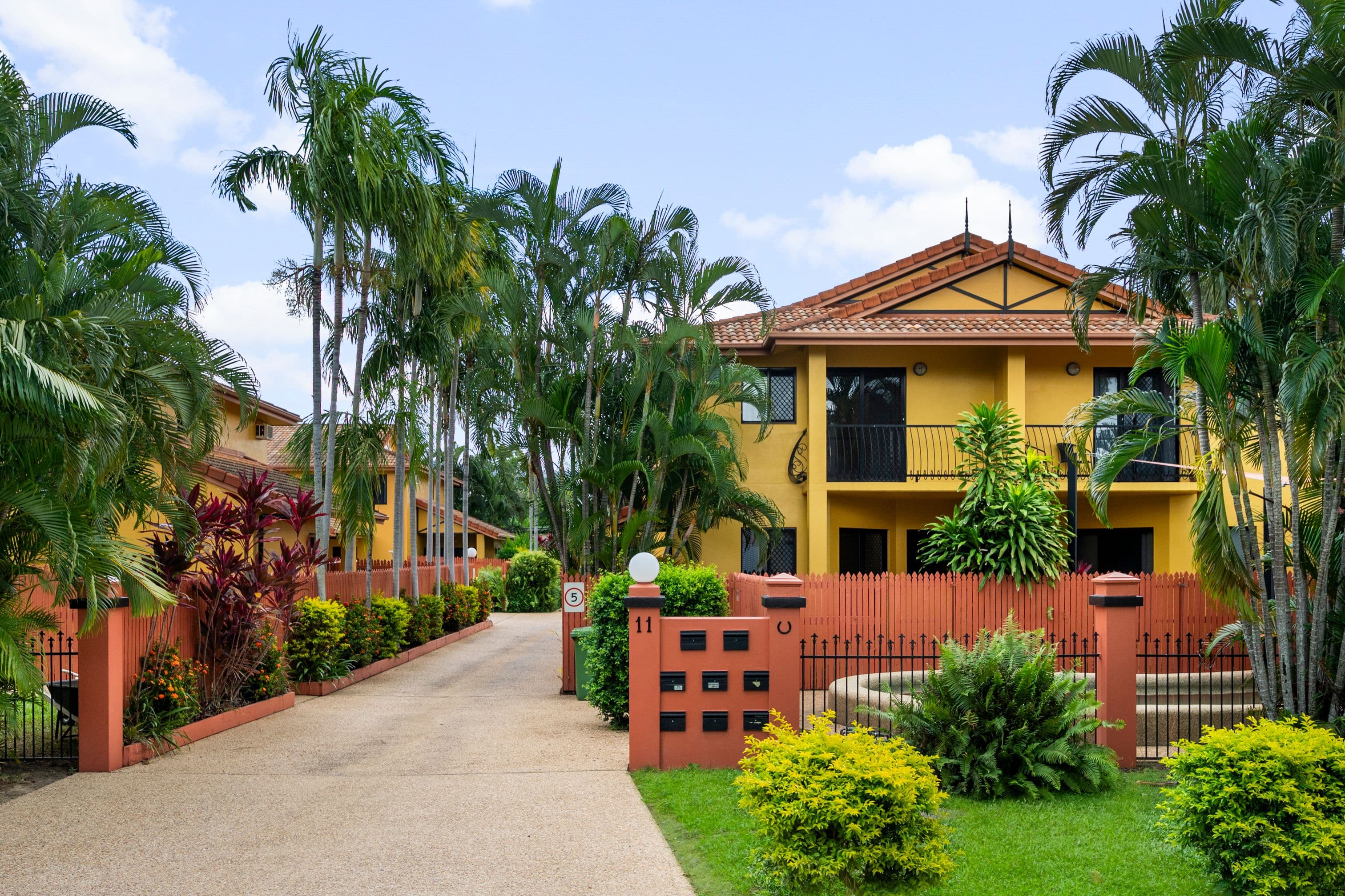 11 Diprose Street, Pimlico QLD 4812, Pimlico - Image 1