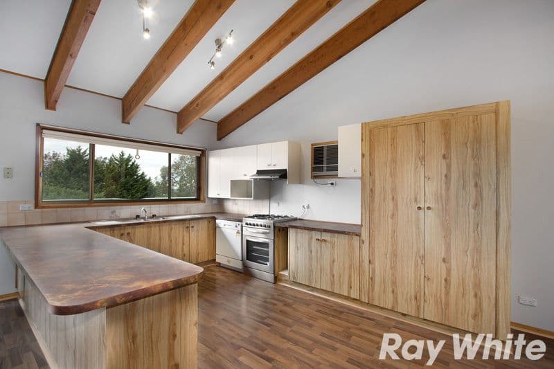 5 Martin  Place, PAKENHAM VIC 3810, Pakenham - Thumbnail 4