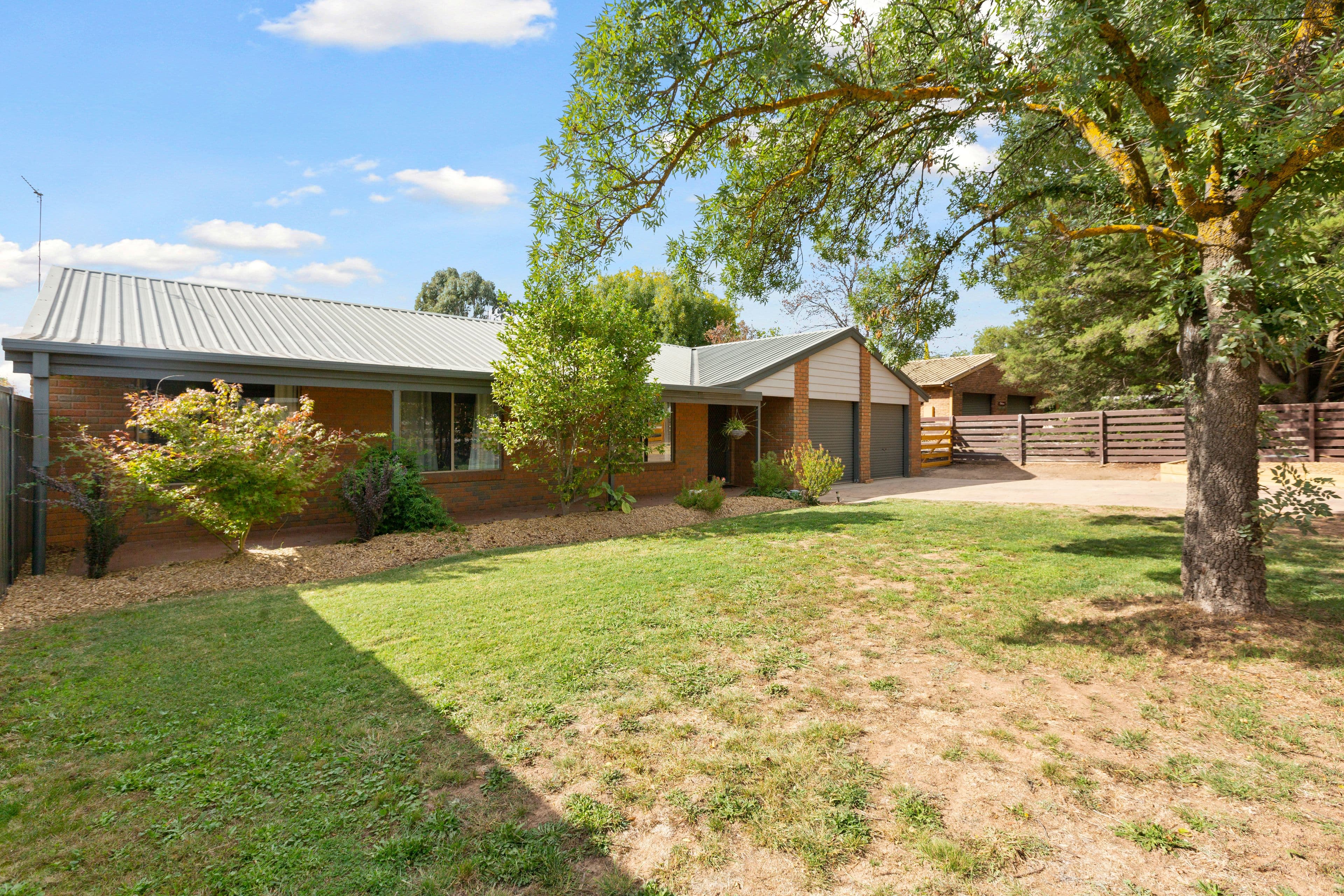 84a Highton Lane, Mansfield VIC 3722, Mansfield - Thumbnail 2