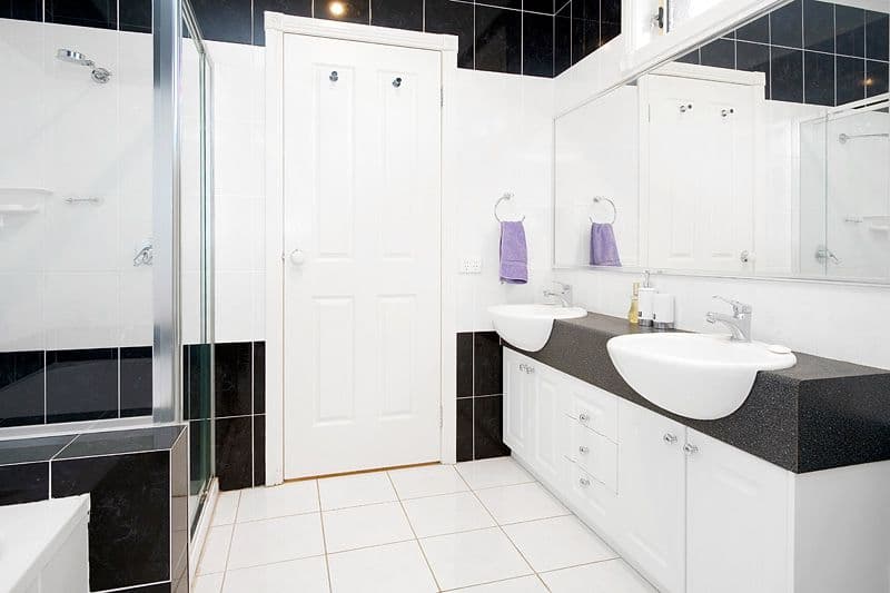  8 Loddon Avenue, RESERVOIR VIC 3073, Reservoir - Thumbnail 6