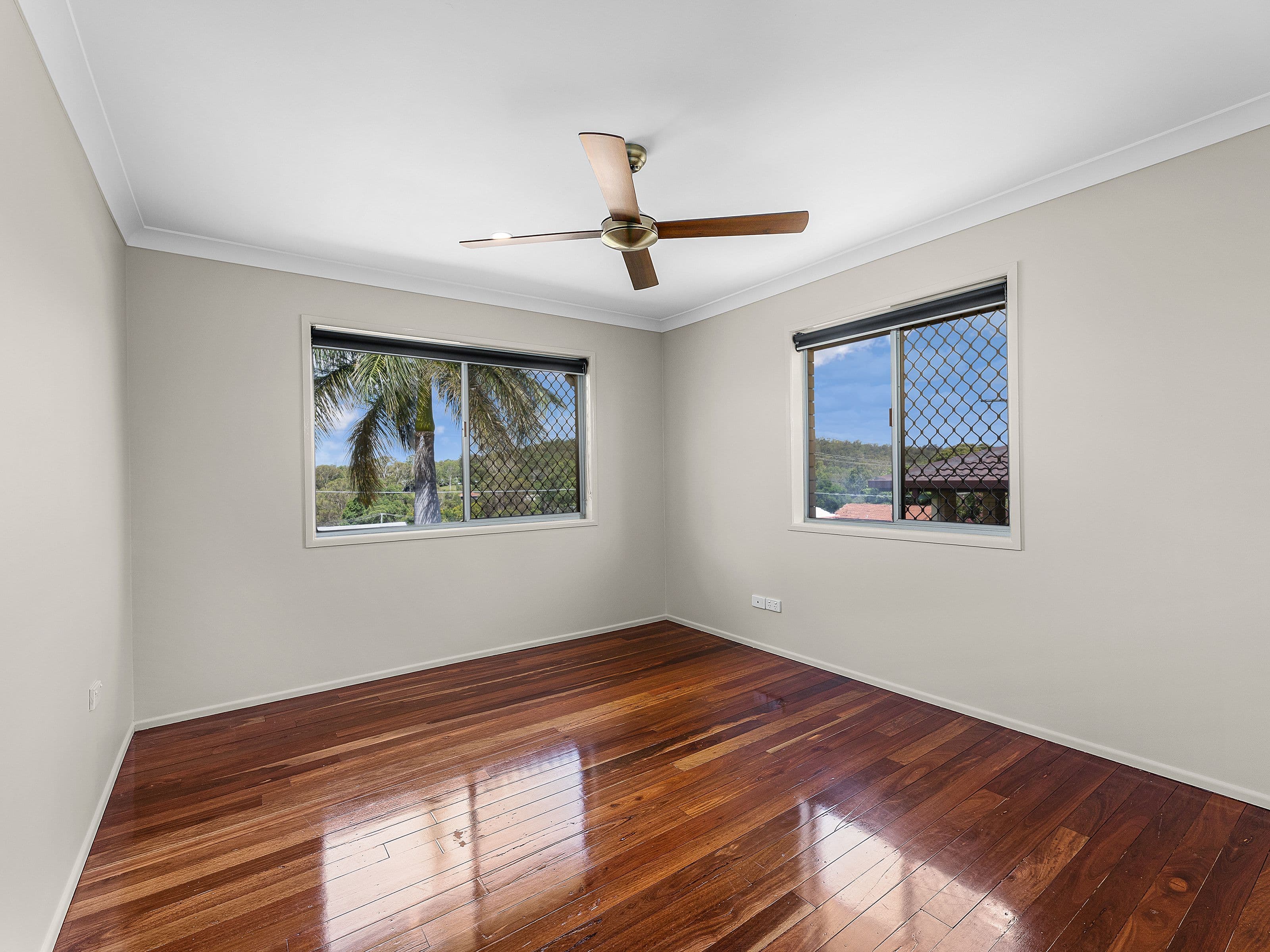 19 Skinner Crescent, Silkstone QLD 4304, Silkstone - Thumbnail 7