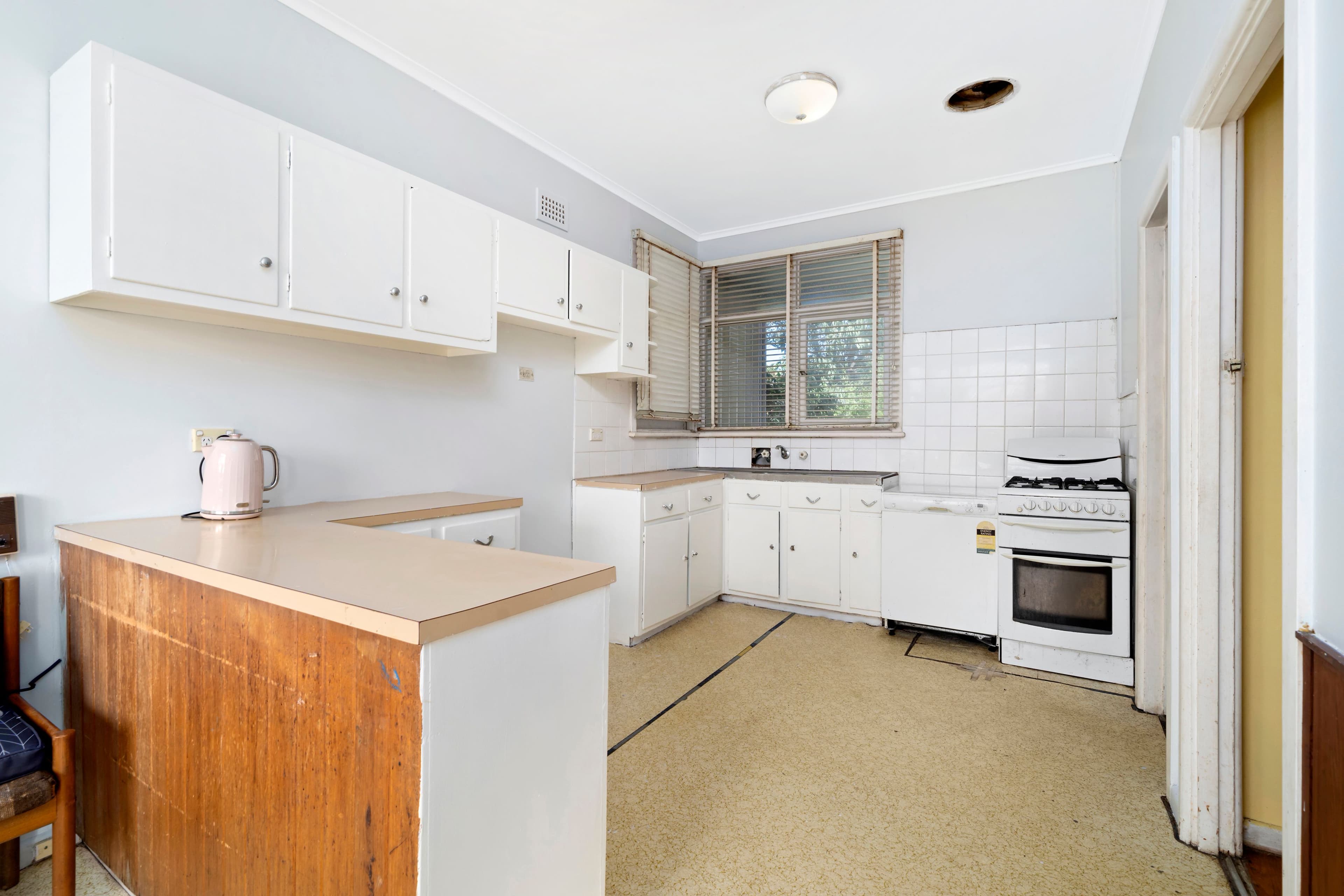 23 Stornaway Road, Queanbeyan NSW 2620, Queanbeyan - Thumbnail 5