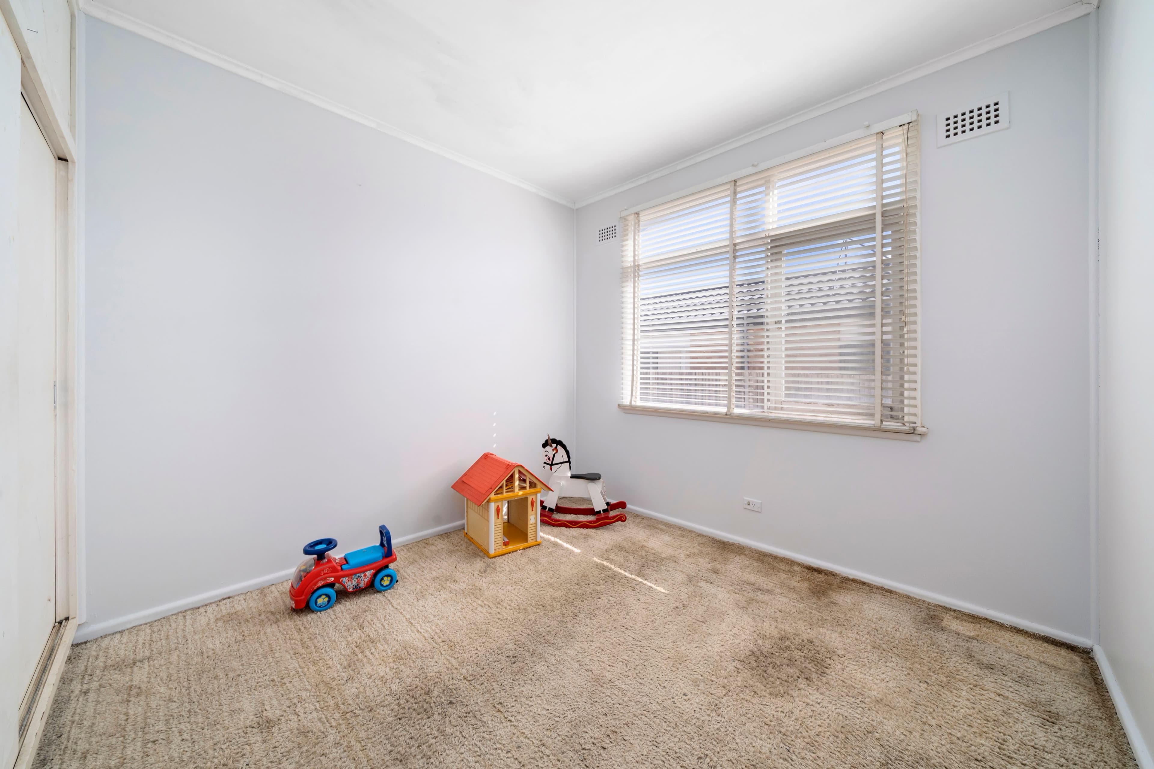 23 Stornaway Road, Queanbeyan NSW 2620, Queanbeyan - Thumbnail 8