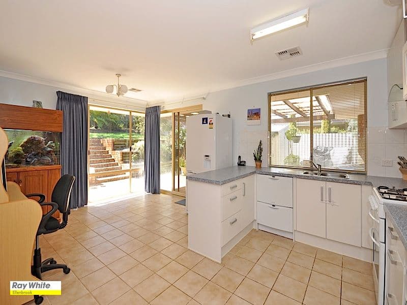 52 Clipper Drive, BALLAJURA WA 6066, Ballajura - Thumbnail 3