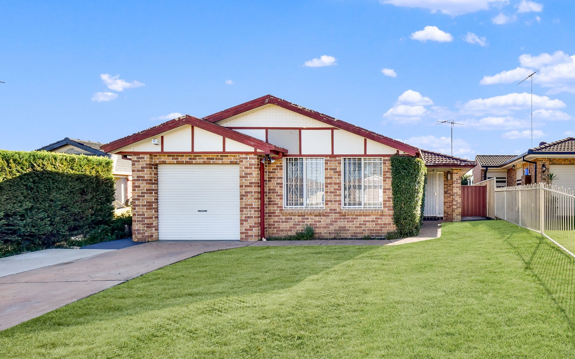 1/2 acre block, Minto - Image 1