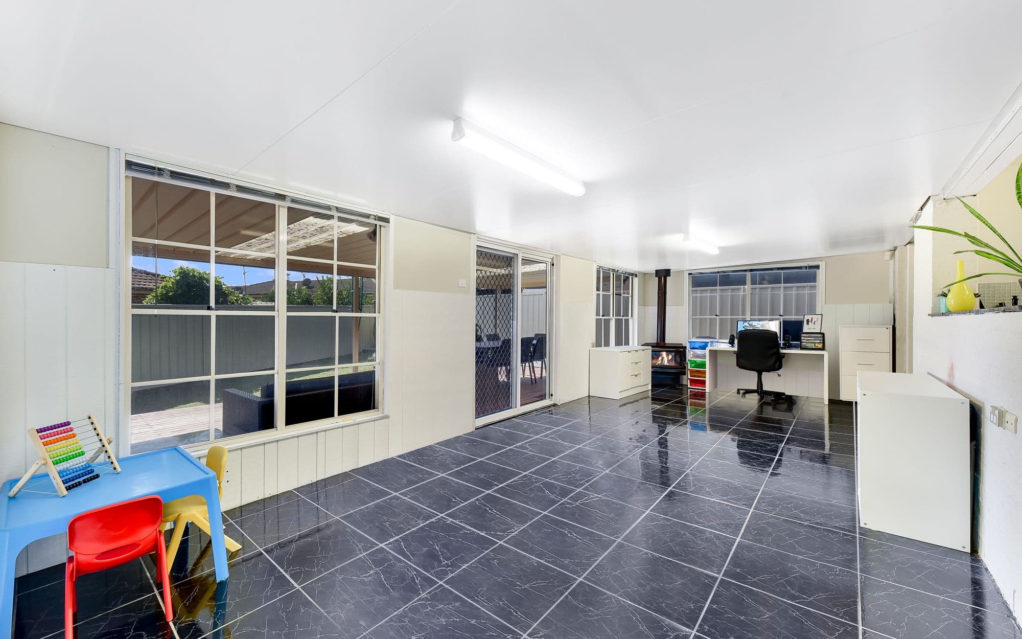 1/2 acre block, Minto - Thumbnail 6
