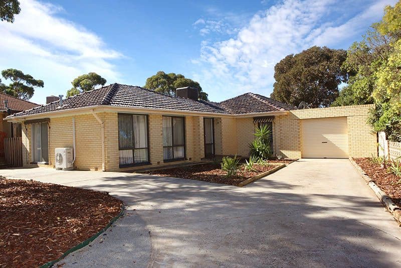 8 Winchley Way, HUNTFIELD HEIGHTS SA 5163, Huntfield Heights - Thumbnail 2