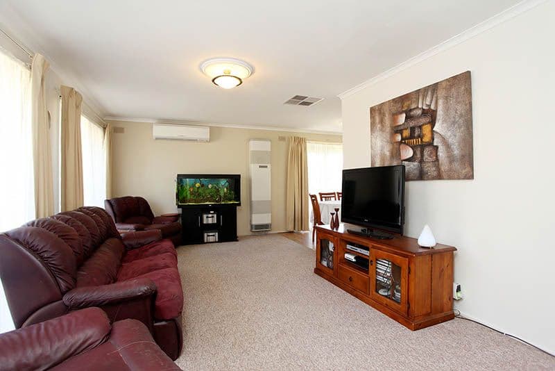8 Winchley Way, HUNTFIELD HEIGHTS SA 5163, Huntfield Heights - Thumbnail 3
