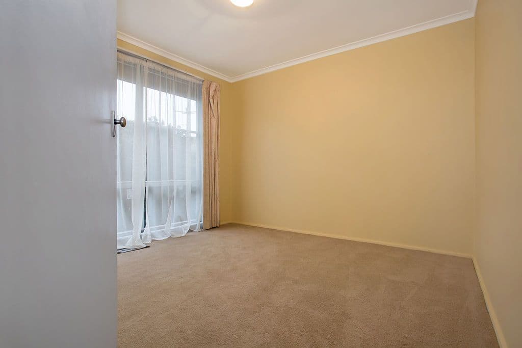 15 Tobruk Street, Cobden VIC 3266, Cobden - Thumbnail 3