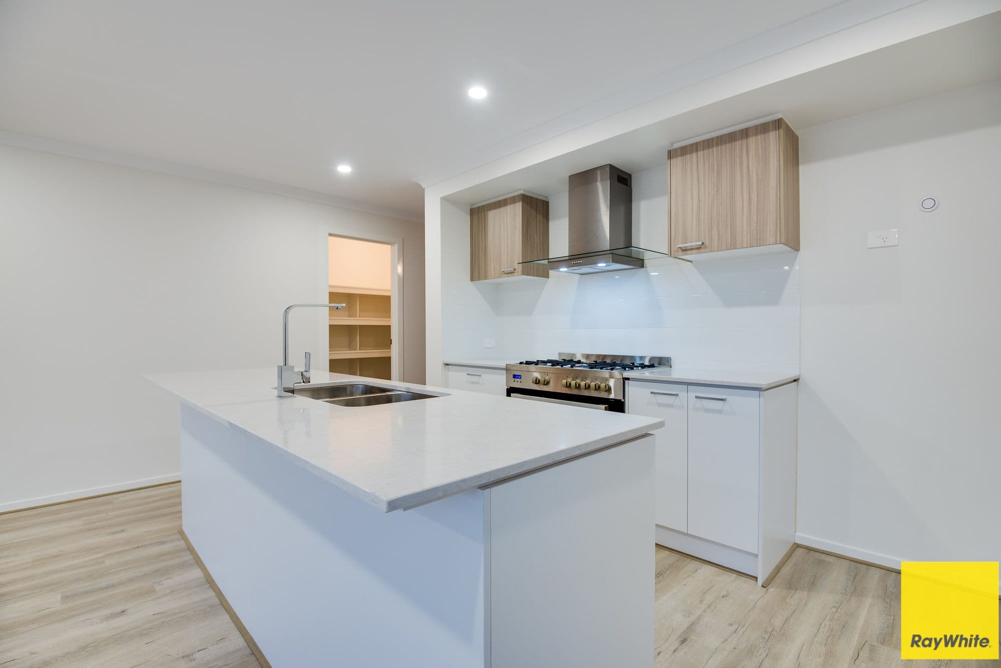 9 Plough Avenue, Truganina VIC 3029, Truganina - Thumbnail 6