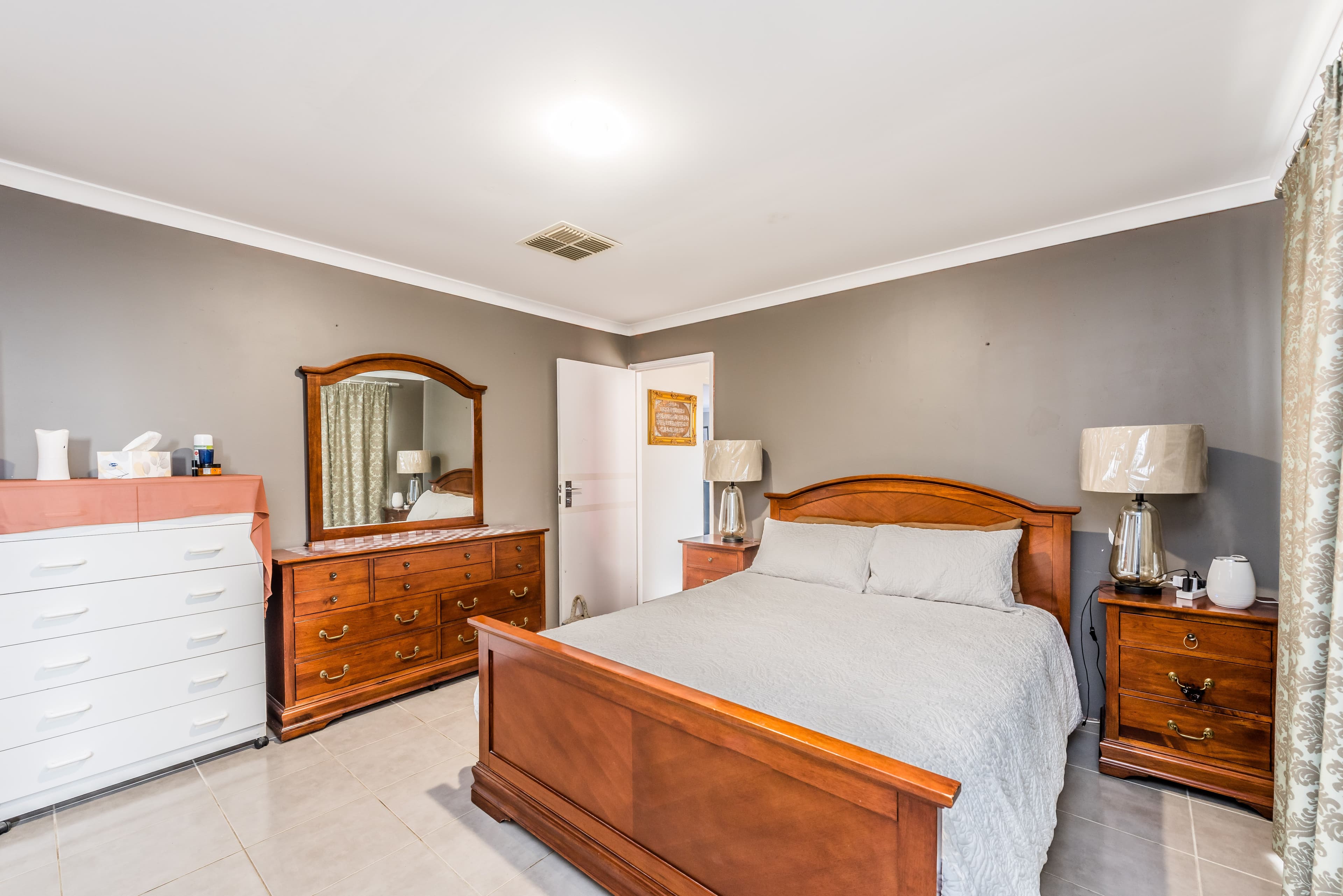 16 Rosapark Boulevard, Webberton WA 6530, Webberton - Thumbnail 4