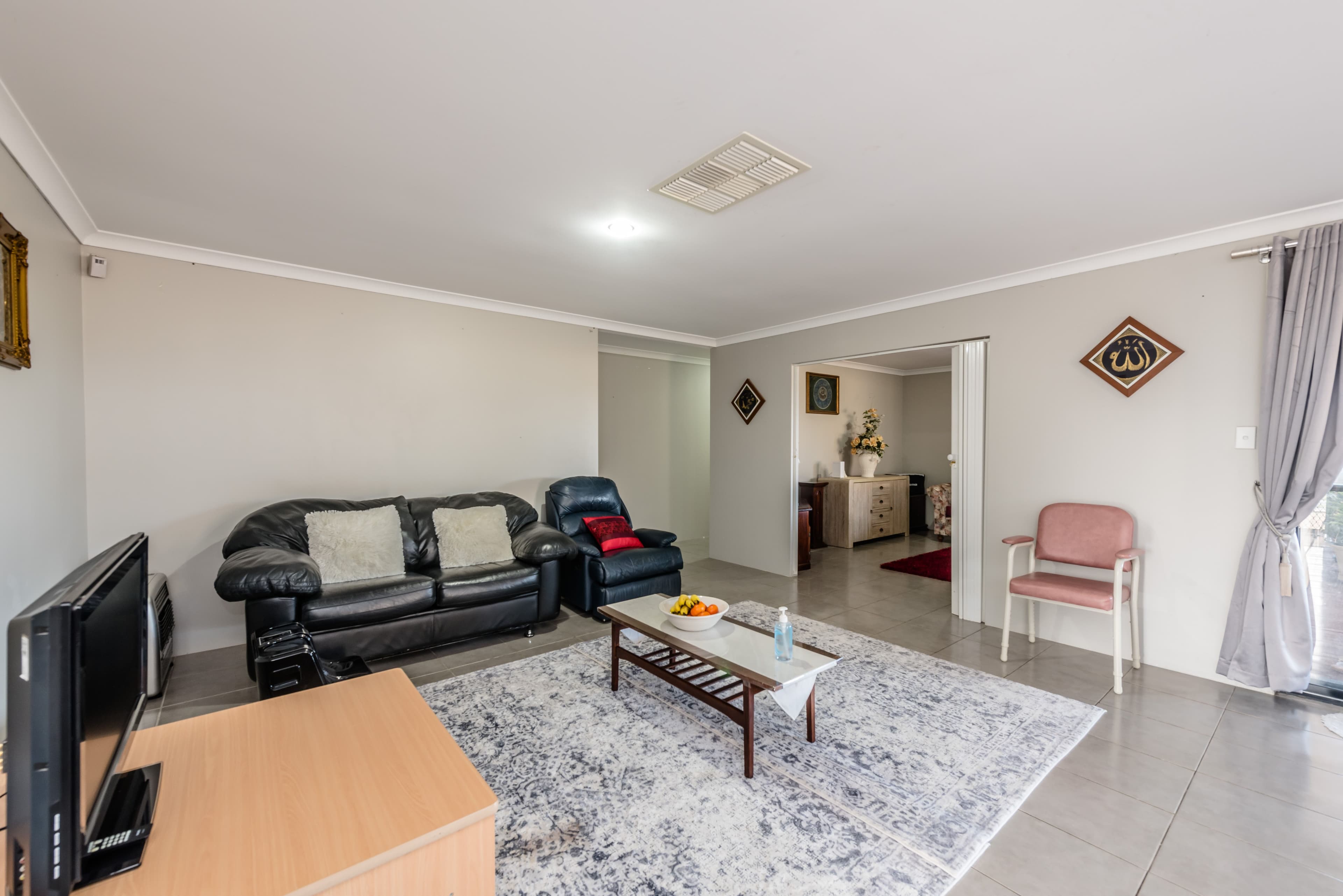 16 Rosapark Boulevard, Webberton WA 6530, Webberton - Thumbnail 8