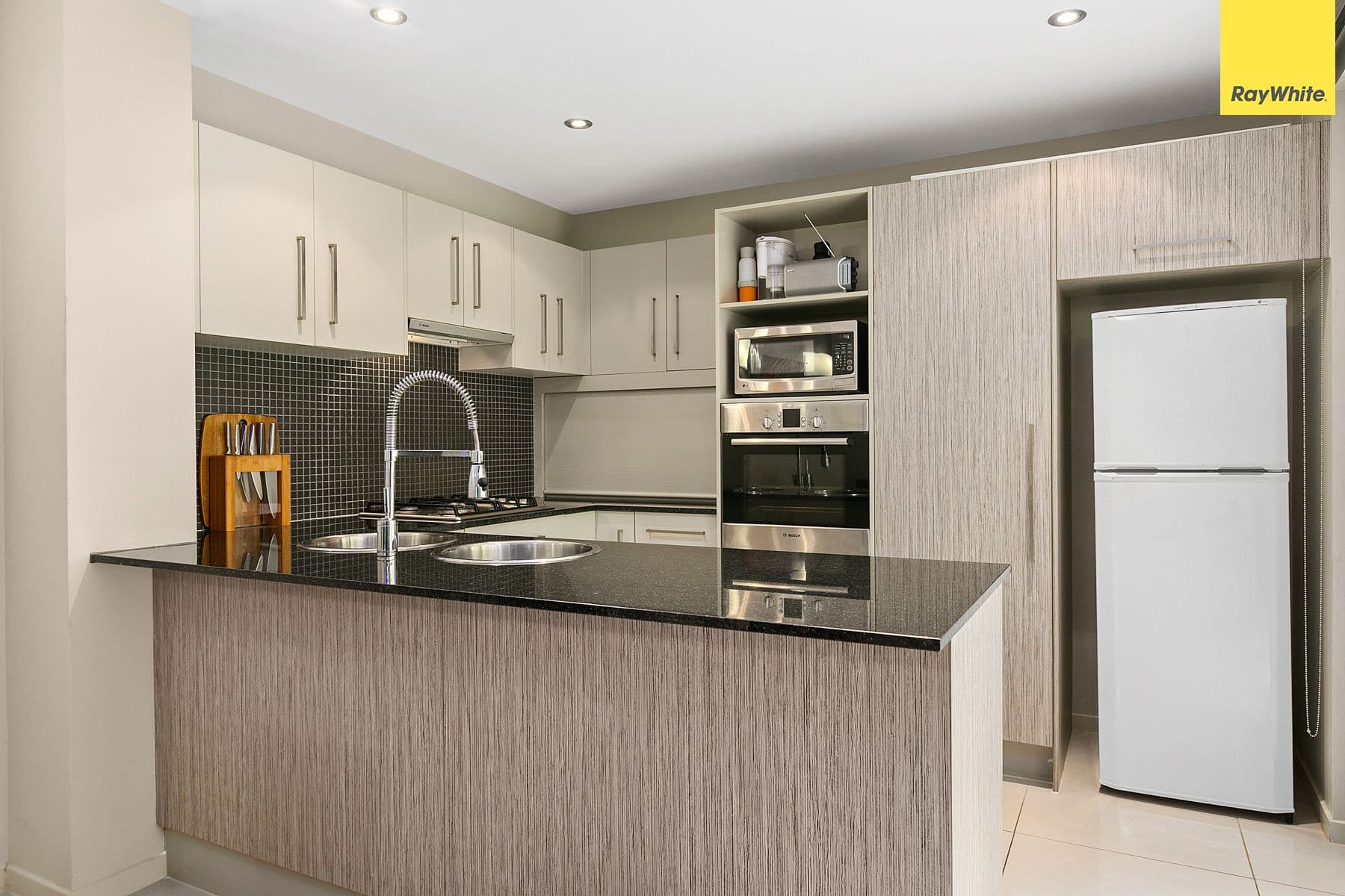 168 Moore Road, Kewarra Beach QLD 4879, Kewarra Beach - Thumbnail 2