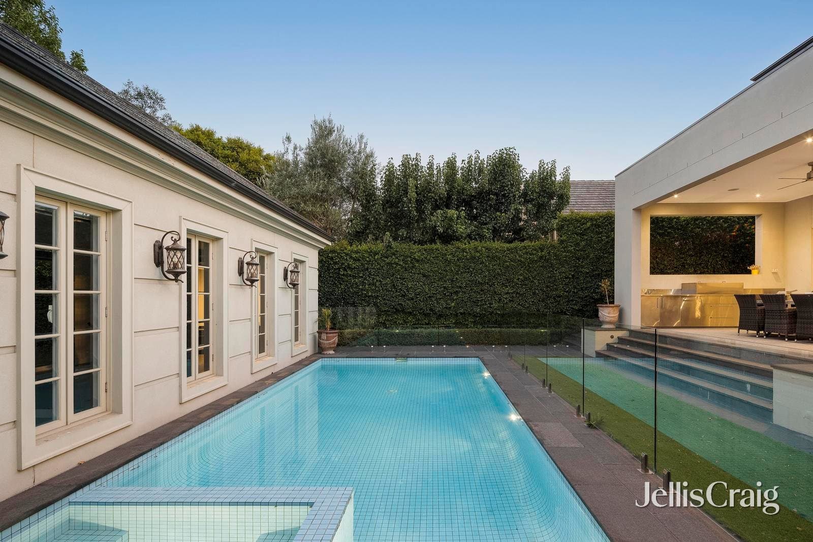 12 Netherway Street, Camberwell, Camberwell - Image 1