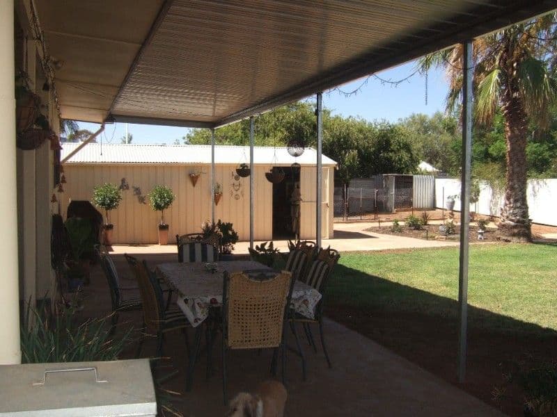 8 Talbot Street, BROKEN HILL NSW 2880, Broken Hill - Thumbnail 2