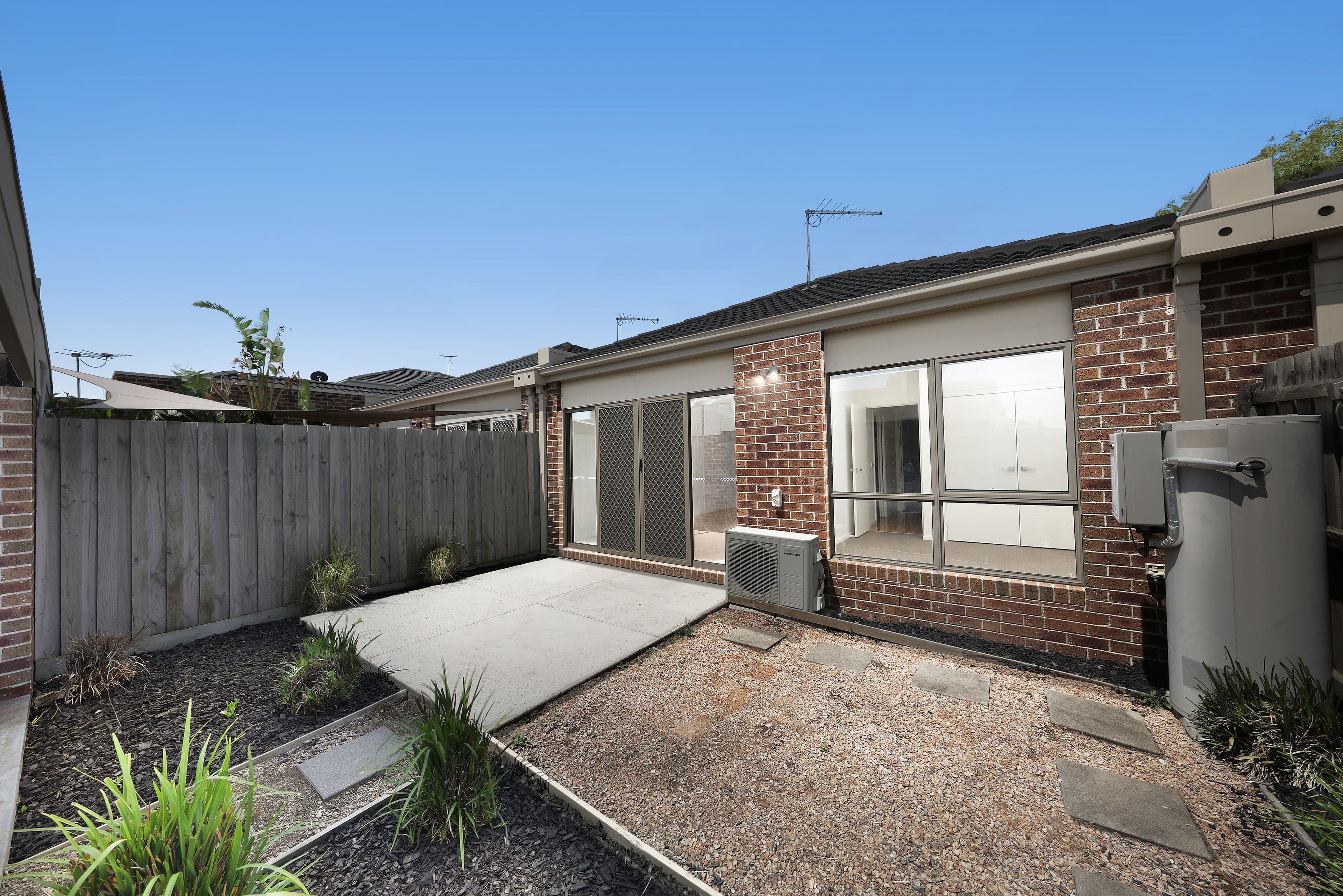 9 Village Walk, Mernda VIC 3754, Mernda - Thumbnail 3
