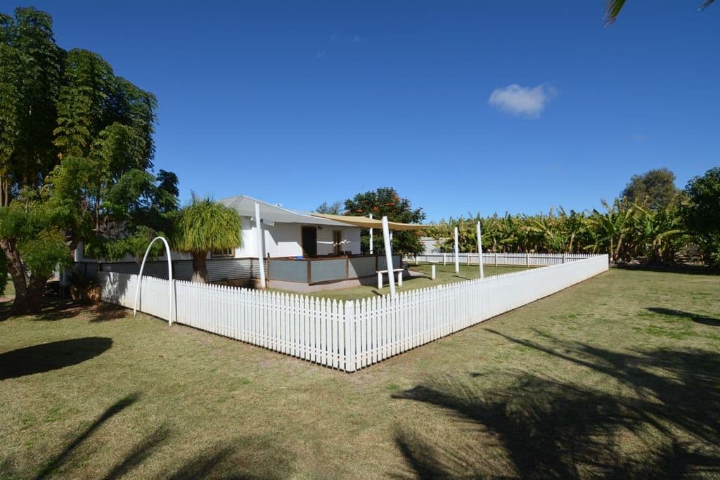 208 South River Road, Carnarvon WA 6701, Carnarvon - Image 1