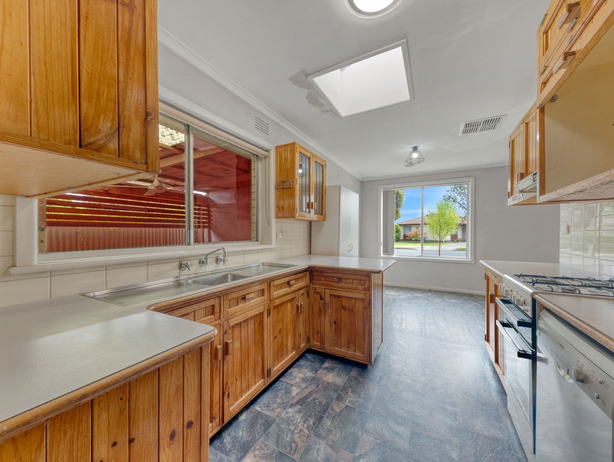 480 Griffith Road, Lavington NSW 2641, Lavington - Thumbnail 4