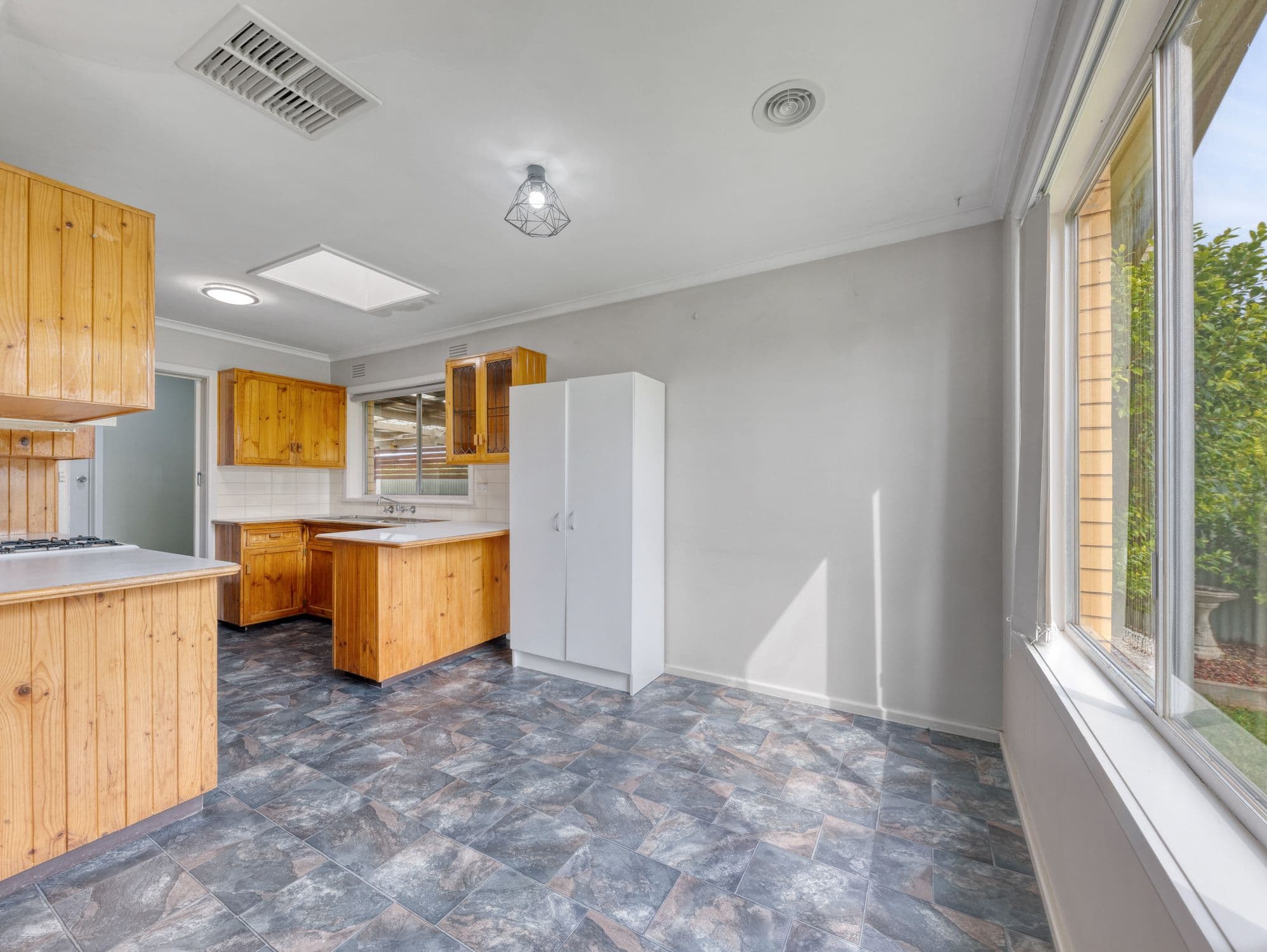 480 Griffith Road, Lavington NSW 2641, Lavington - Thumbnail 6