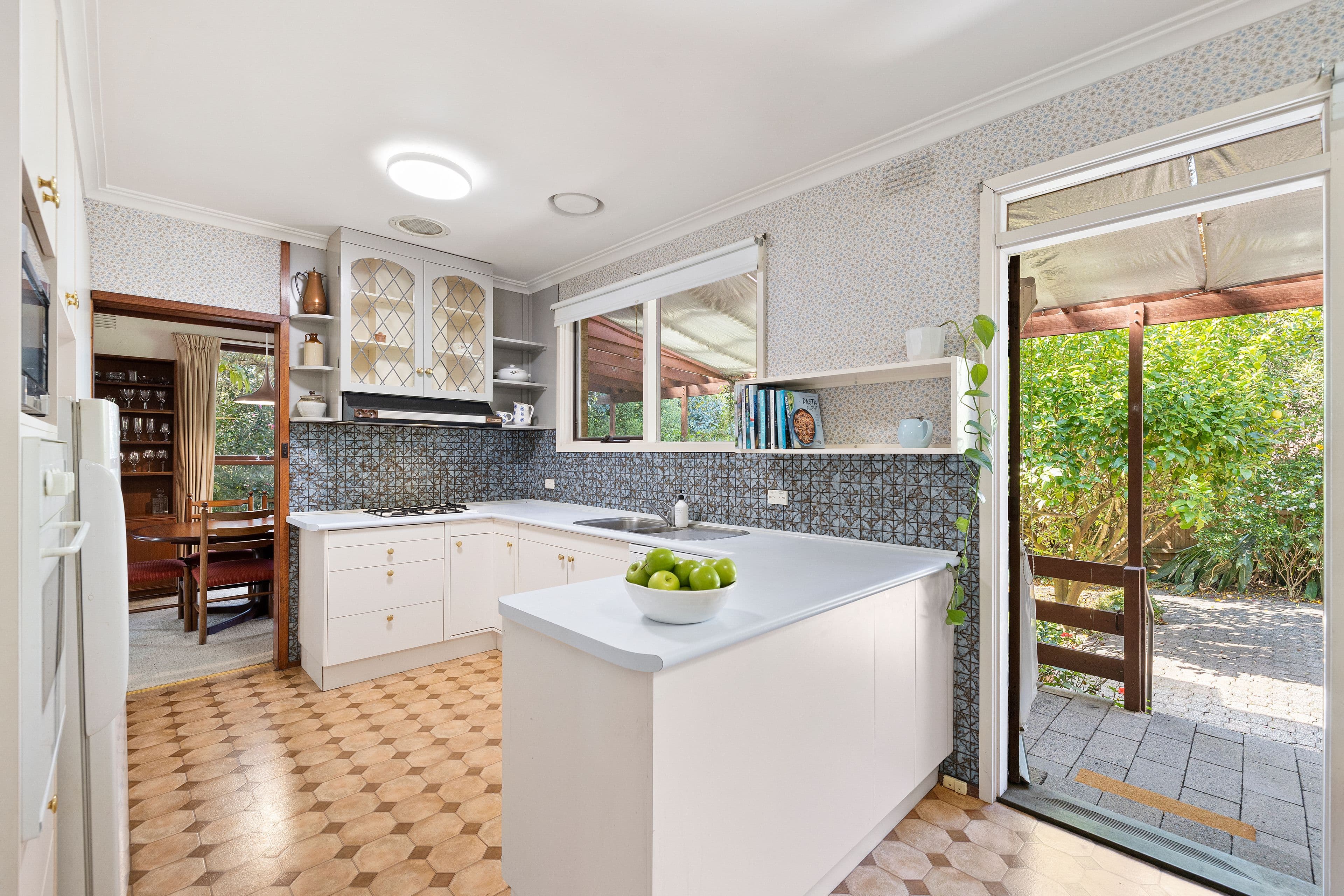 10 Palmerston Avenue, Templestowe Lower VIC 3107, Templestowe Lower - Thumbnail 5