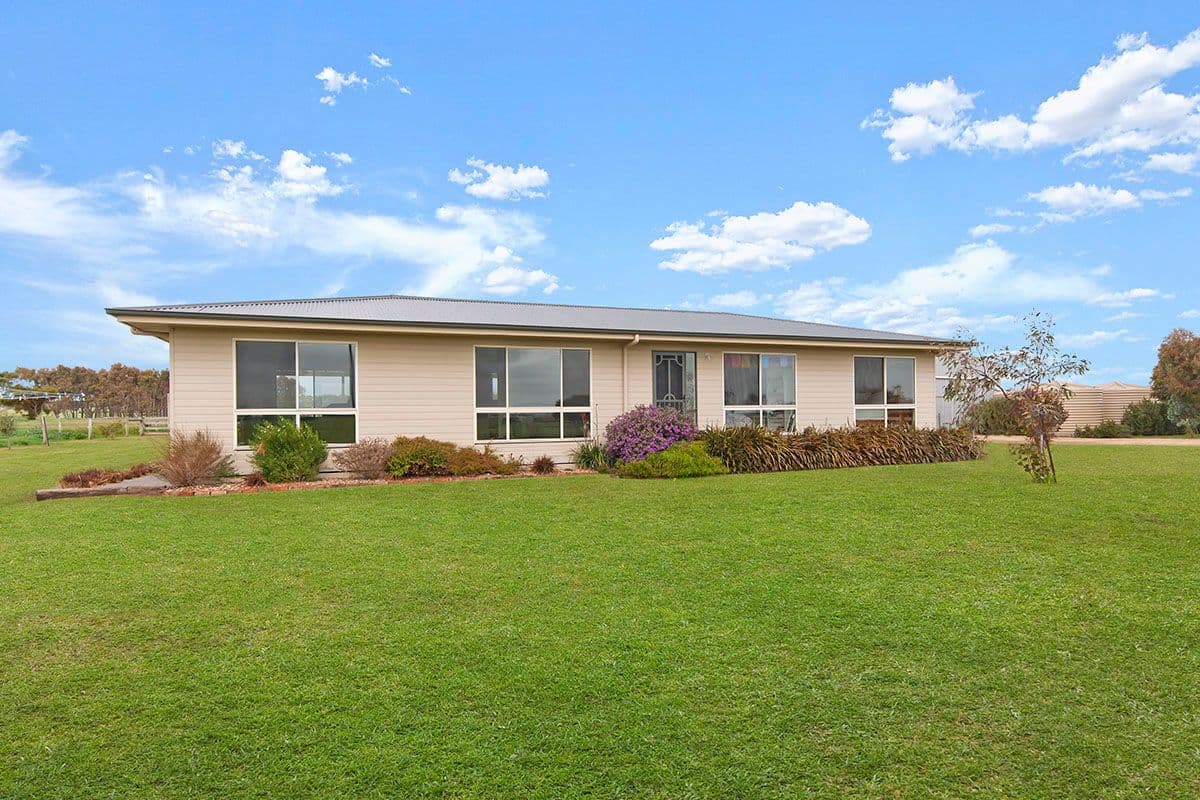 12 Scotts Road, Crossley VIC 3283, Crossley - Thumbnail 2