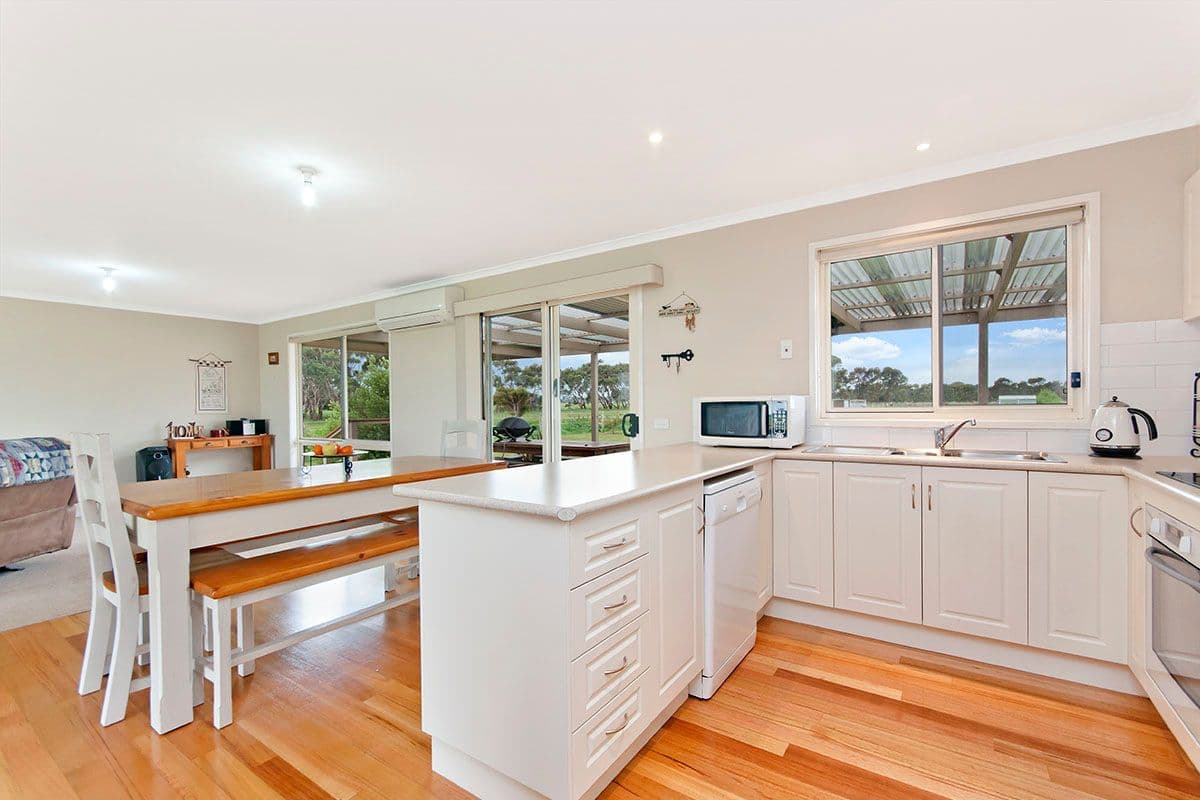 12 Scotts Road, Crossley VIC 3283, Crossley - Thumbnail 5