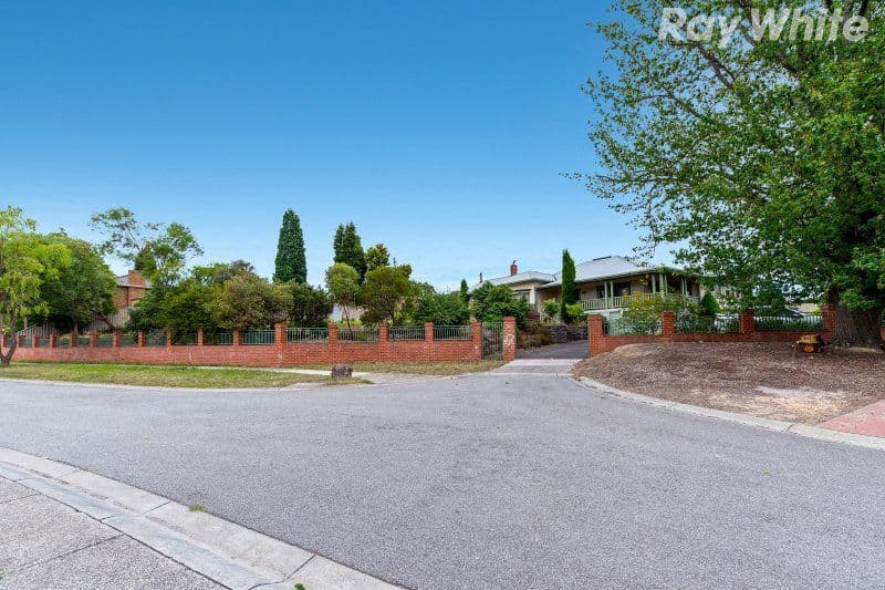 45 Barmah Drive East, Wantirna VIC 3152, Wantirna - Thumbnail 2