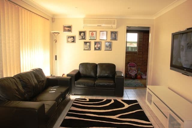 44 Charles Babbage Avenue, CURRANS HILL NSW 2567, Currans Hill - Thumbnail 2