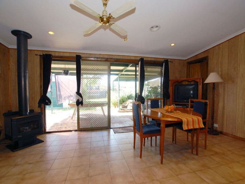 10 Lurg Avenue, SUNSHINE NORTH VIC 3020, Ormeau - Thumbnail 3