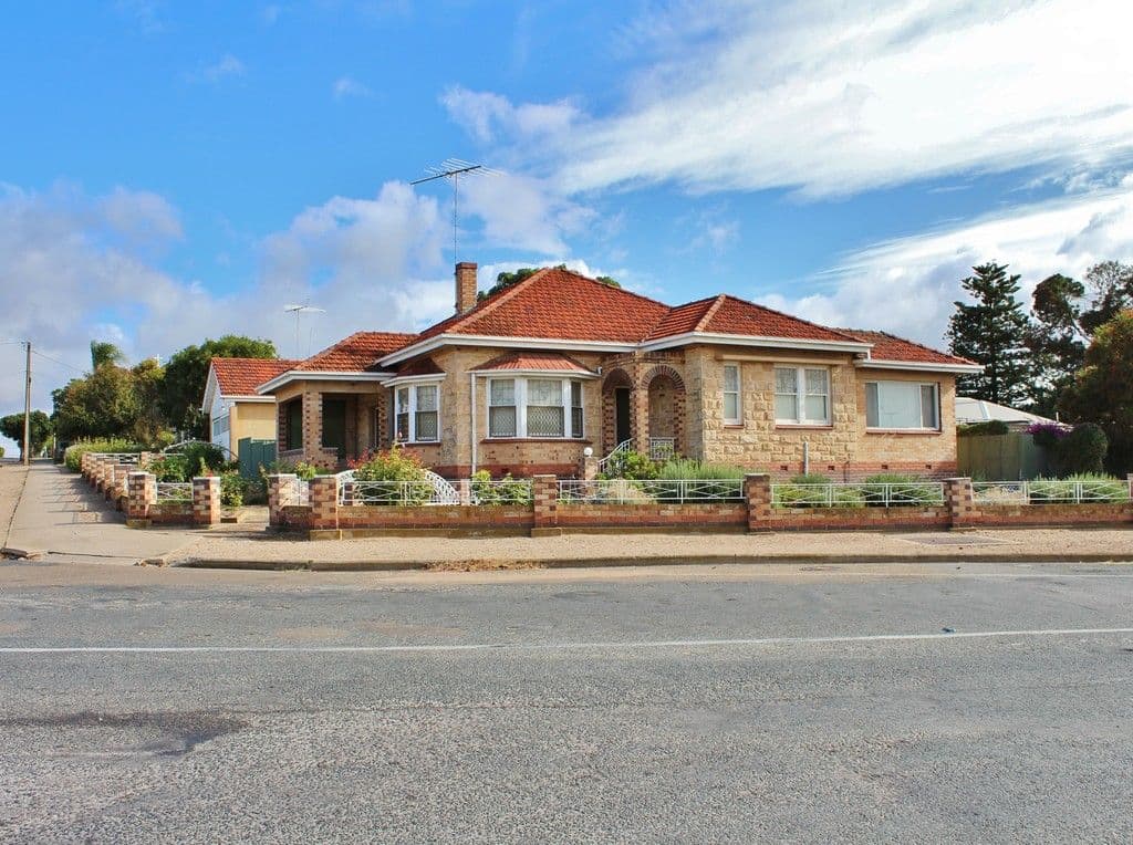 49 Clara Street, Murray Bridge SA 5253, Murray Bridge - Thumbnail 2