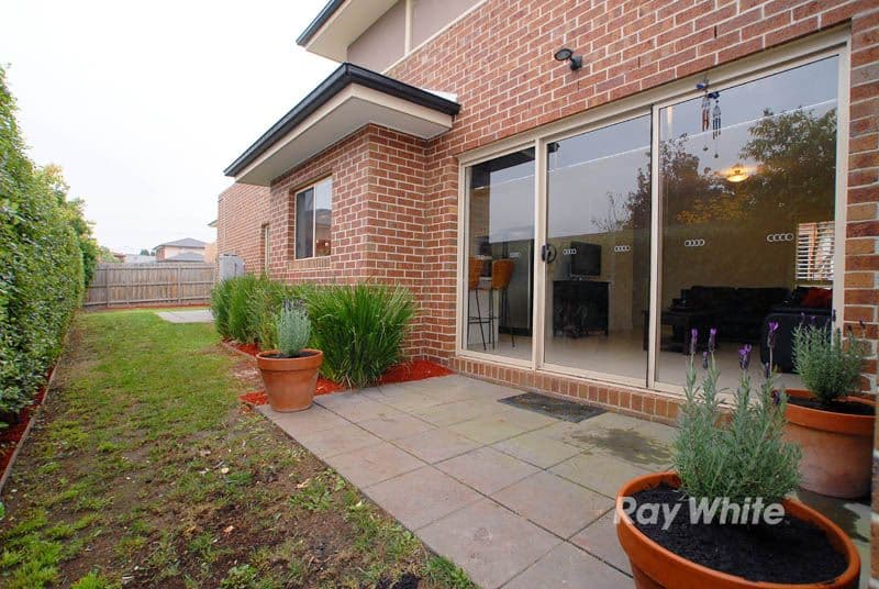 61 Cathies Lane, WANTIRNA SOUTH VIC 3152, Wantirna South - Thumbnail 3