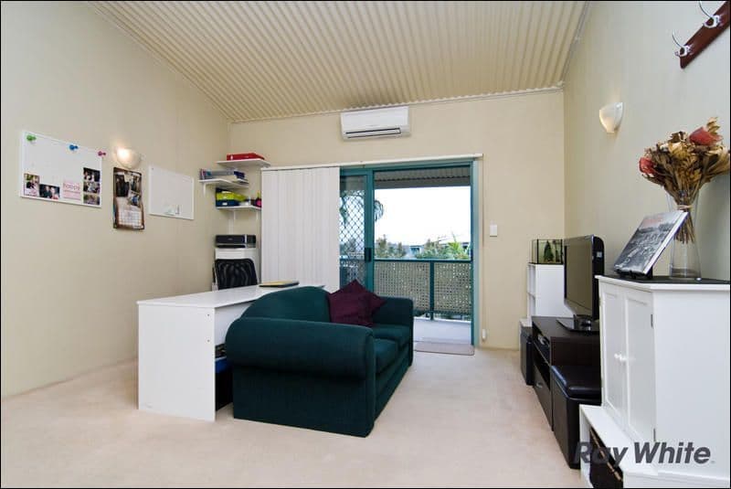 9 Blackwood Street, MITCHELTON QLD 4053, Mitchelton - Thumbnail 2