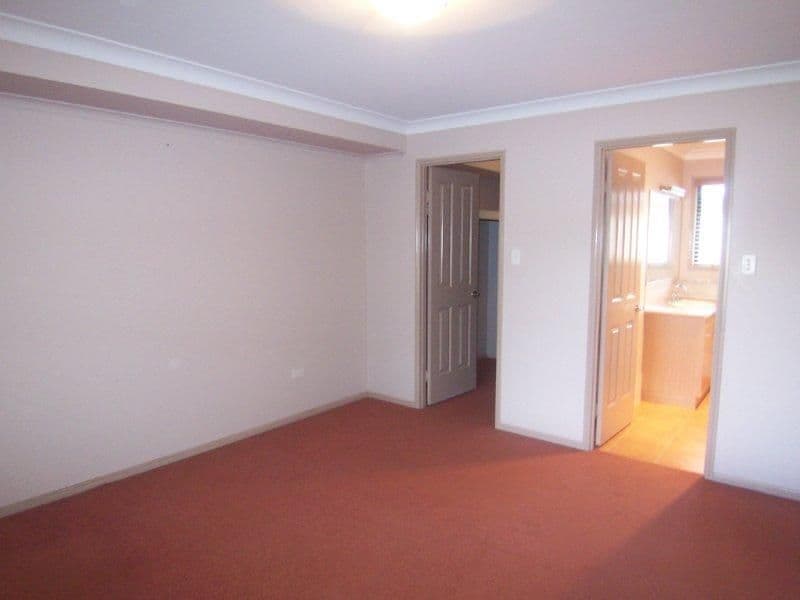 18. Patron Crescent, GLENVALE QLD 4350, Glenvale - Thumbnail 7