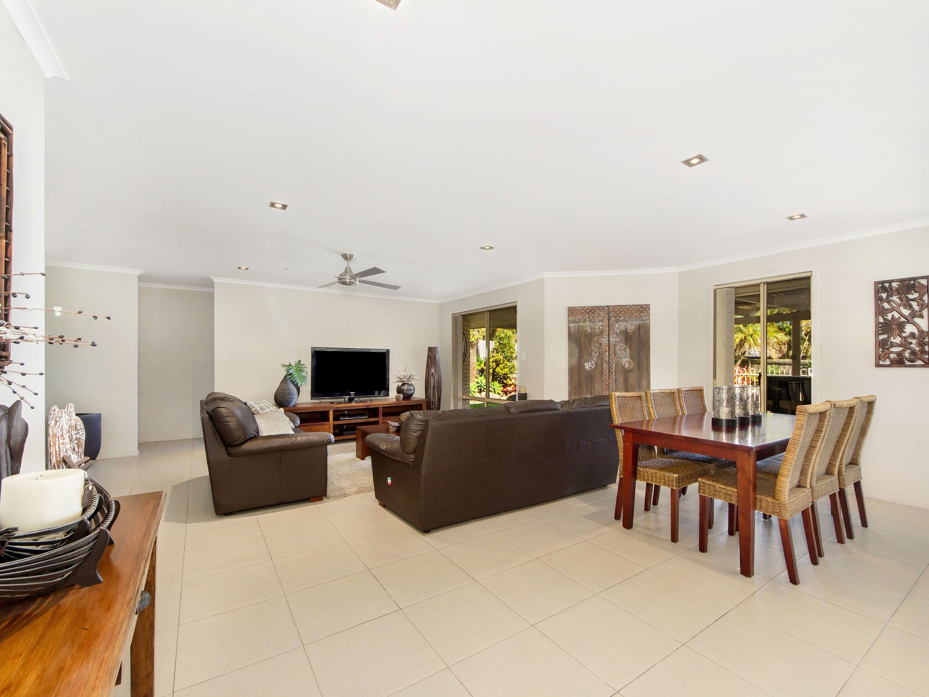 63 Ridgevale Drive, Helensvale QLD 4212, Helensvale - Thumbnail 4