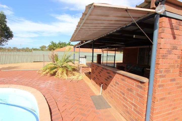 15 Gascoyne Crescent, Dampier WA 6713, Dampier - Thumbnail 4