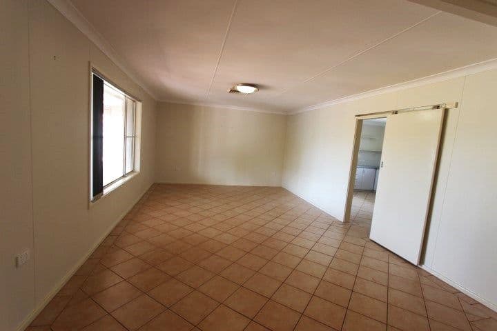 15 Gascoyne Crescent, Dampier WA 6713, Dampier - Thumbnail 7