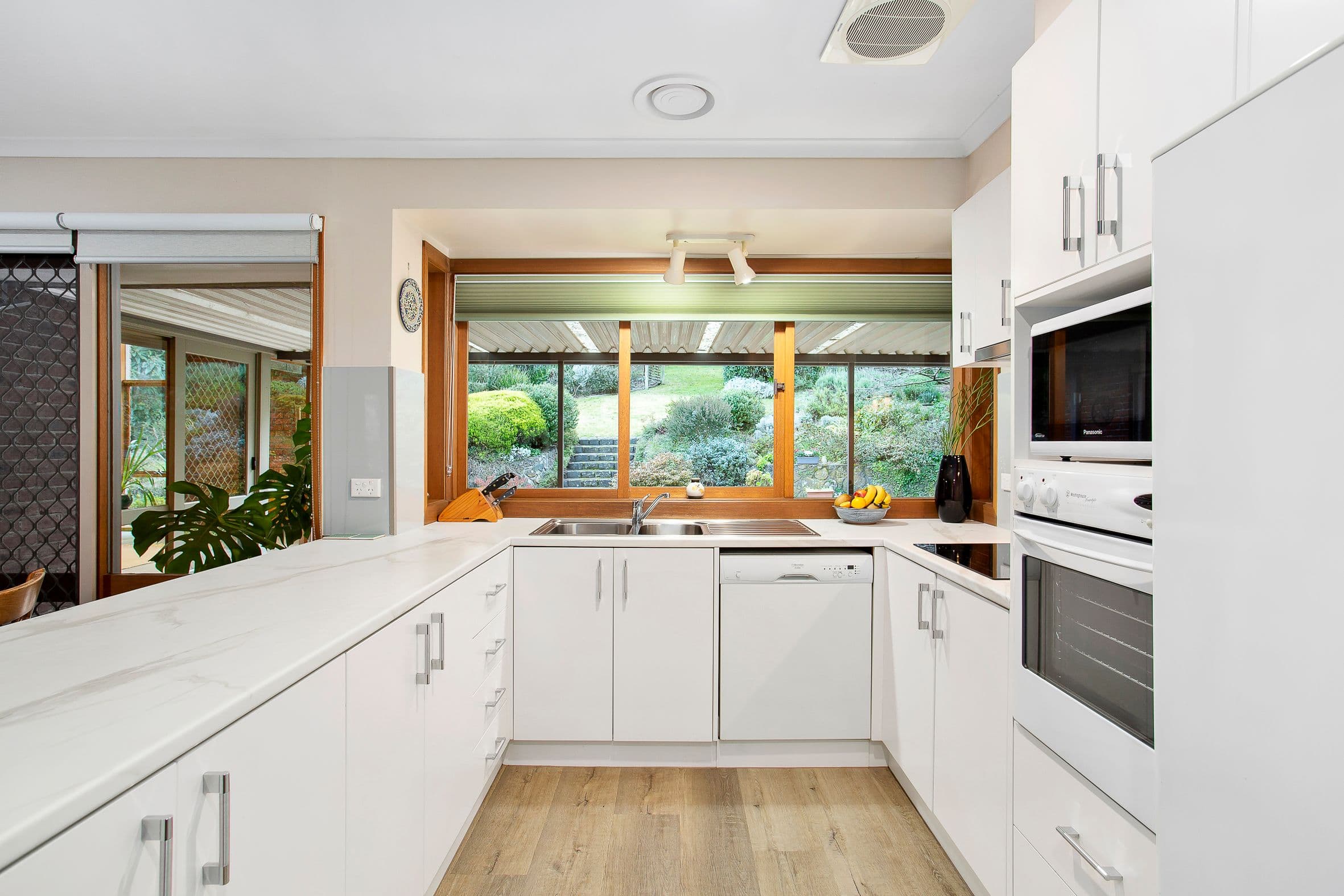 65 Zig Zag Road, Eltham VIC 3095, Eltham - Thumbnail 4