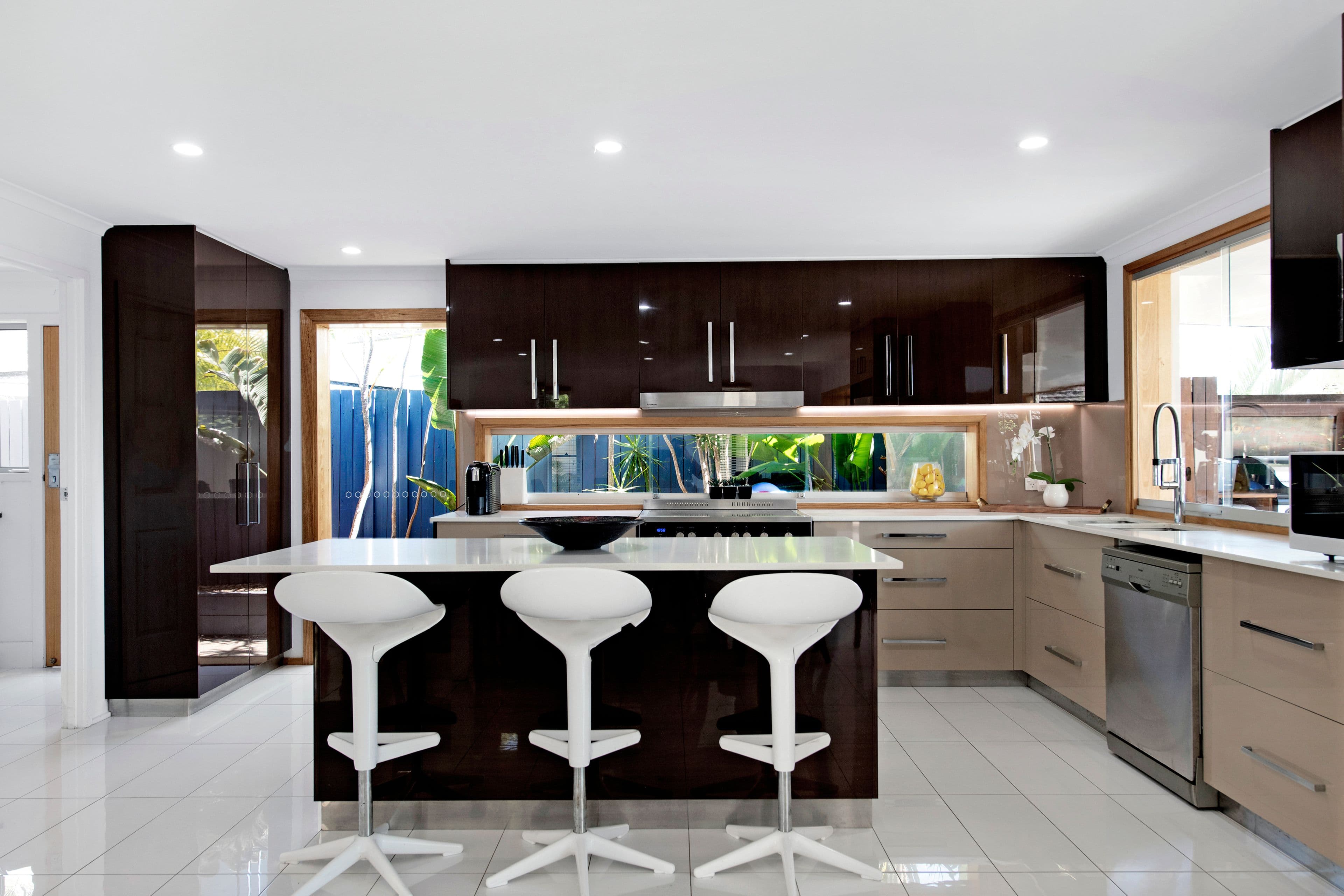 2 Alaska Avenue, Broadbeach Waters QLD 4218, Broadbeach Waters - Thumbnail 7