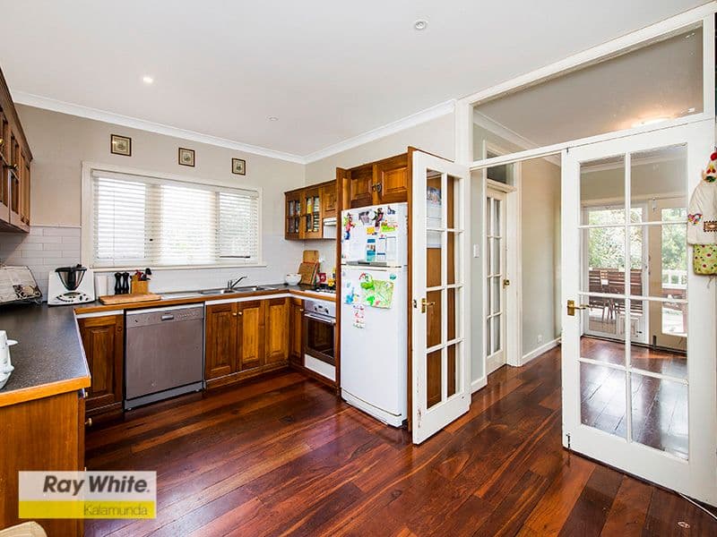 7 Longfellow Road, Gooseberry Hill WA 6076, Gooseberry Hill - Thumbnail 6
