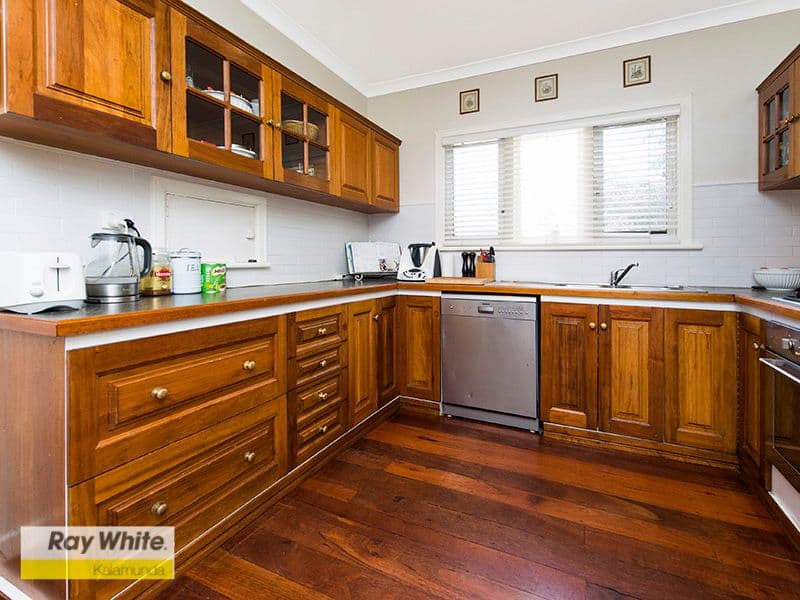 7 Longfellow Road, Gooseberry Hill WA 6076, Gooseberry Hill - Thumbnail 7