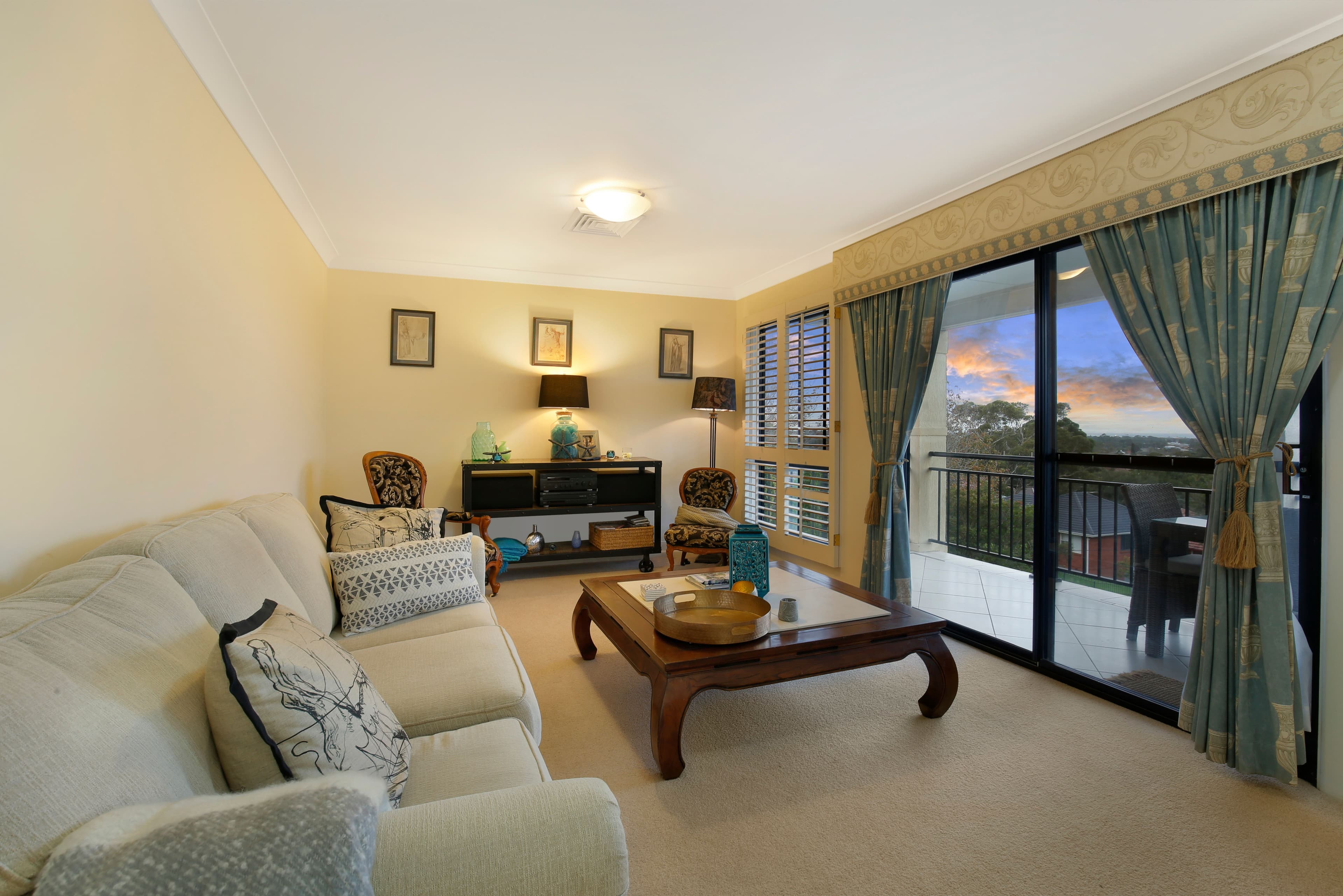 6 Ocean View Parade, Mount Ousley - Image 1
