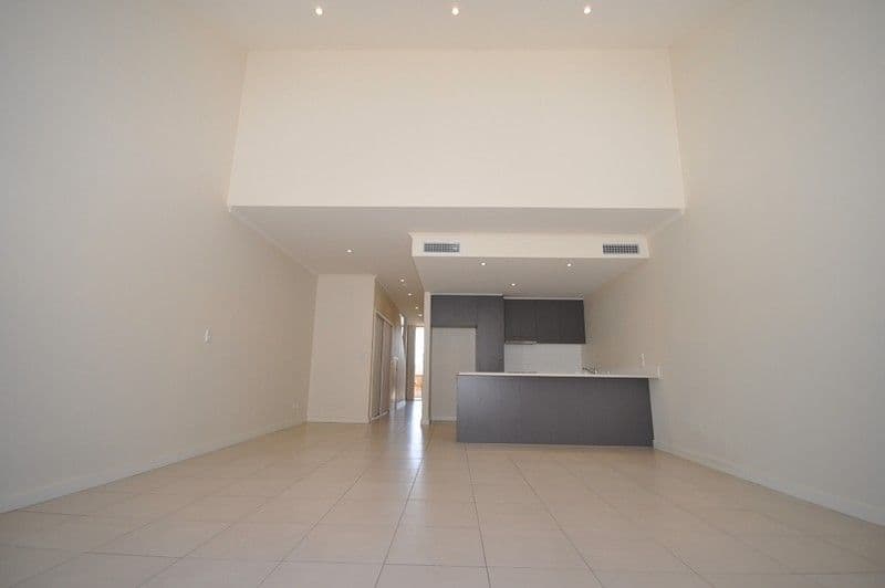3 Everard Court, MAWSON LAKES SA 5095, Mawson Lakes - Thumbnail 2