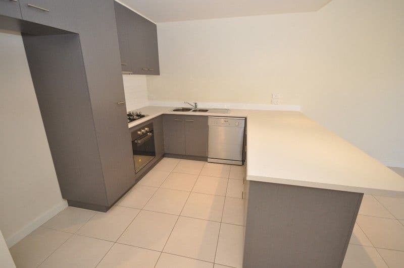 3 Everard Court, MAWSON LAKES SA 5095, Mawson Lakes - Thumbnail 4