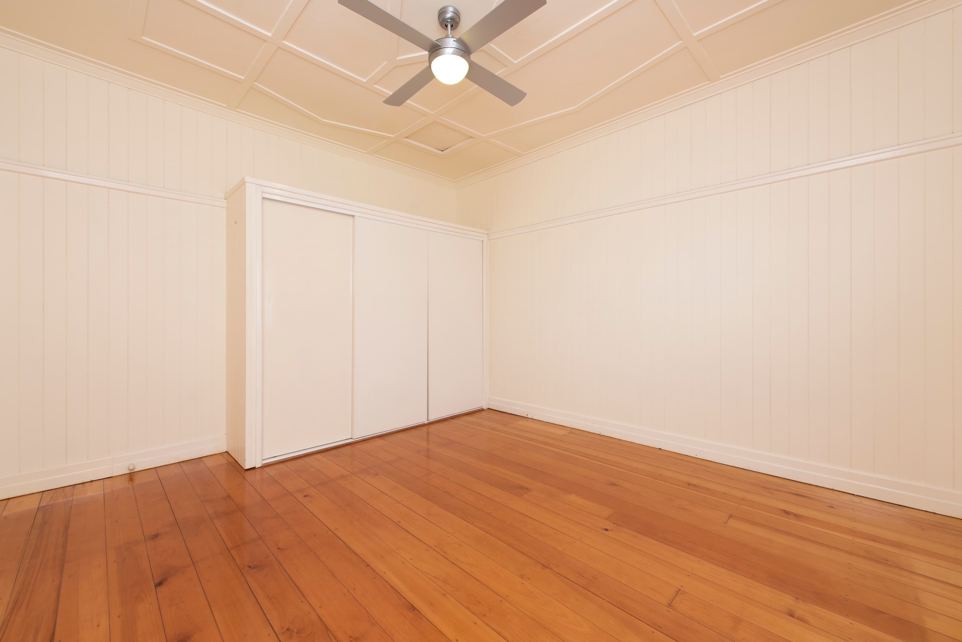 9 Bardsley Avenue, Greenslopes QLD 4120, Greenslopes - Thumbnail 8