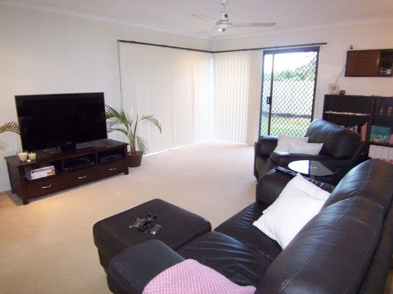 2 Harvey Place, WISHART QLD 4122, Wishart - Thumbnail 3