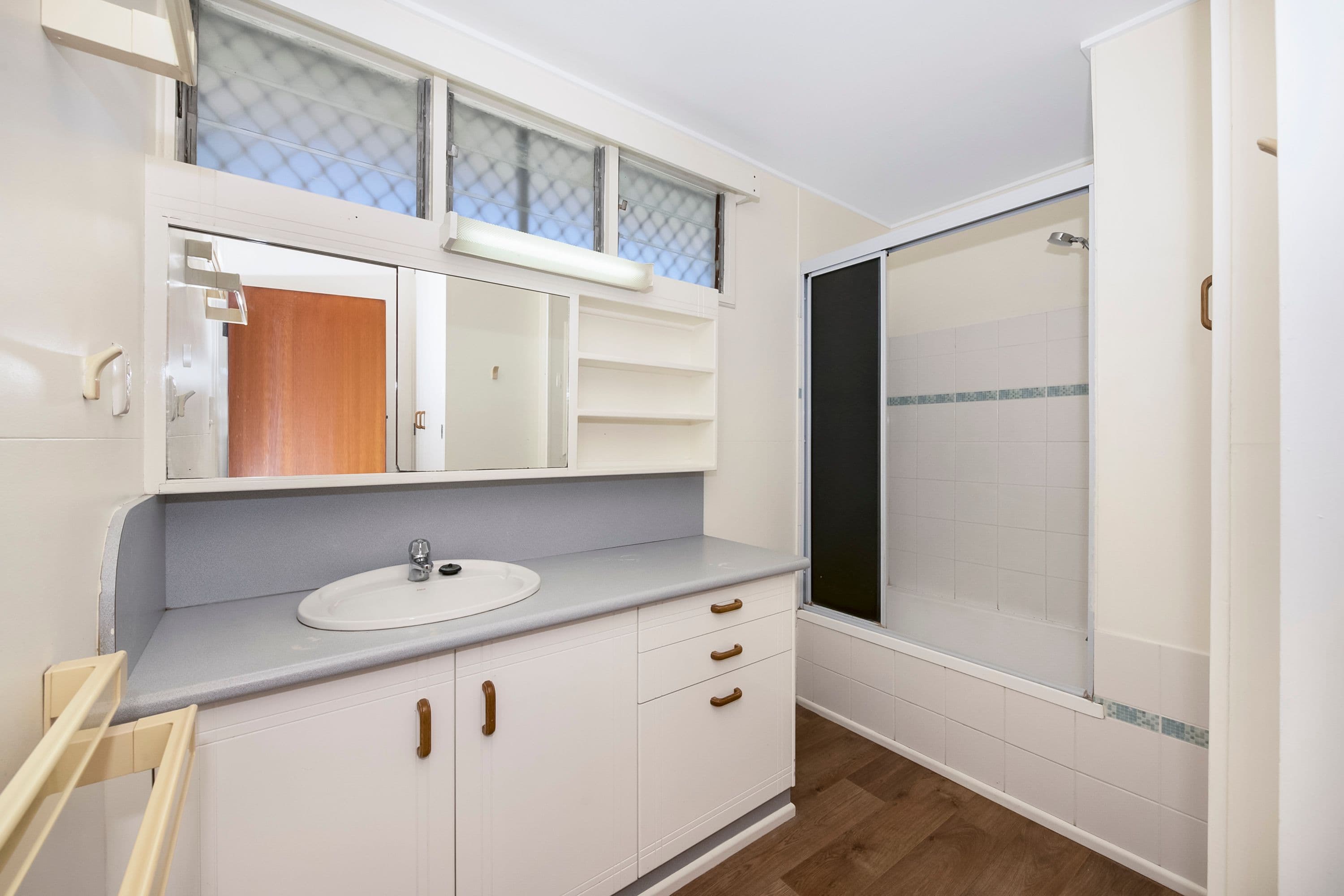 22 Halley Street, Wulguru QLD 4811, Wulguru - Thumbnail 6