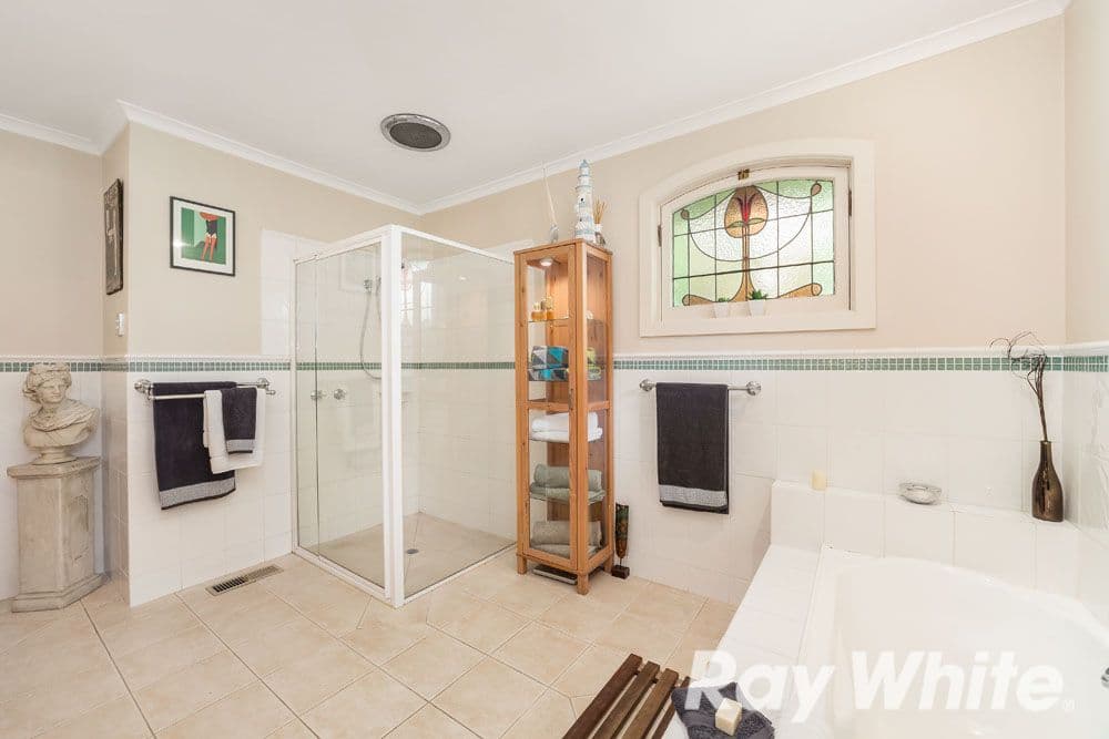5 Blanchard Court, Greensborough VIC 3088, Greensborough - Thumbnail 4